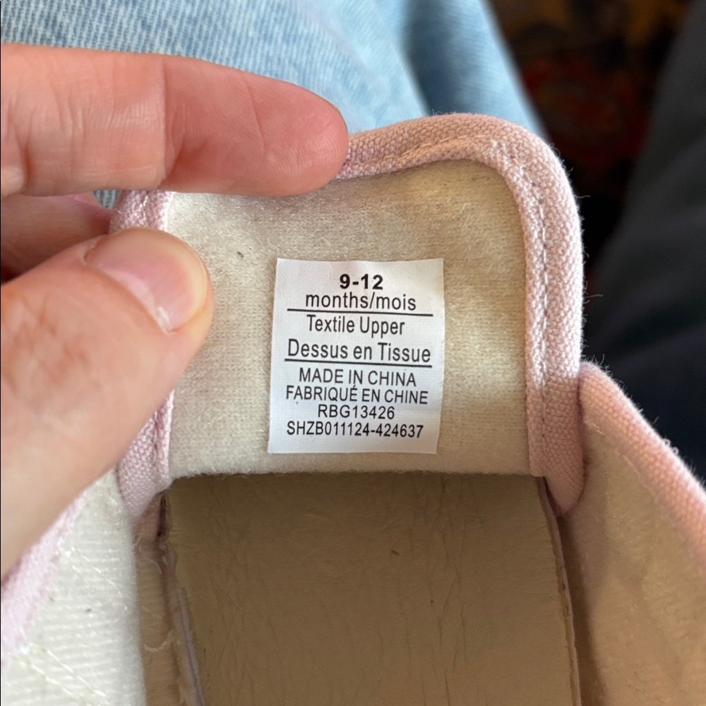 Robeez Soft Soles First Walkers - Picture 5 of 7